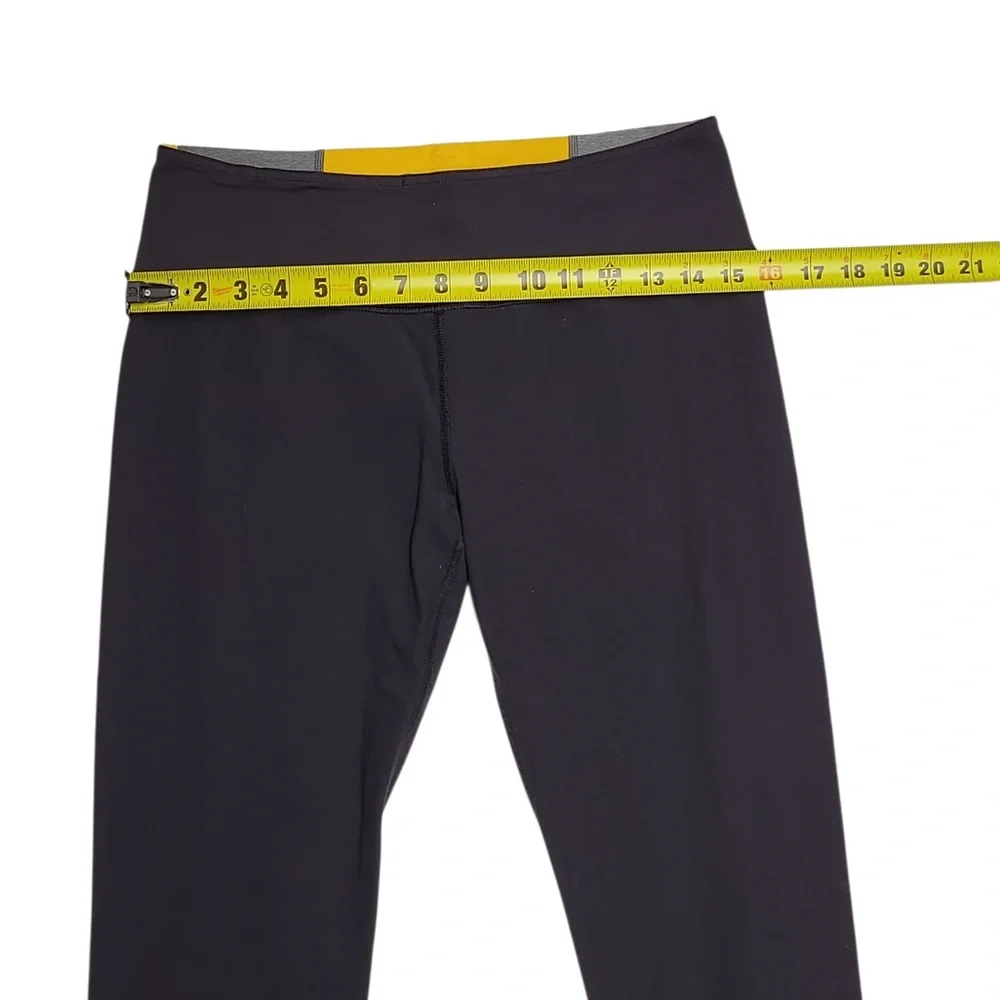 Lululemon Black‎ Yoga Leggings Size 8 Colorblock Waistband